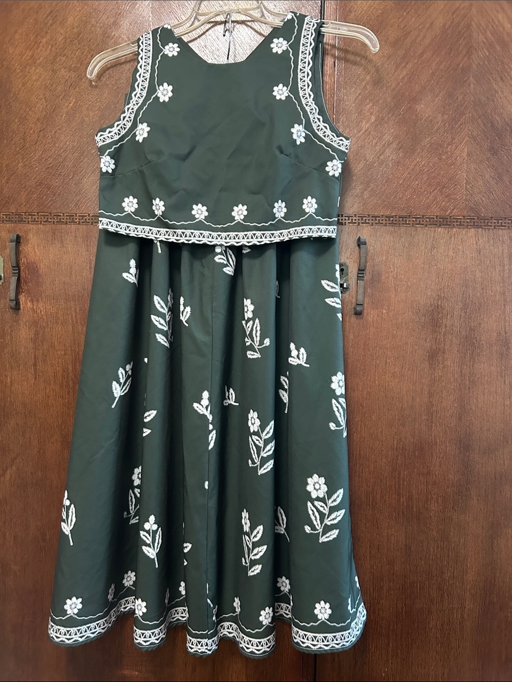 SHEIN Two-Piece Green Floral Dress Set, which features a cropped sleeveless top